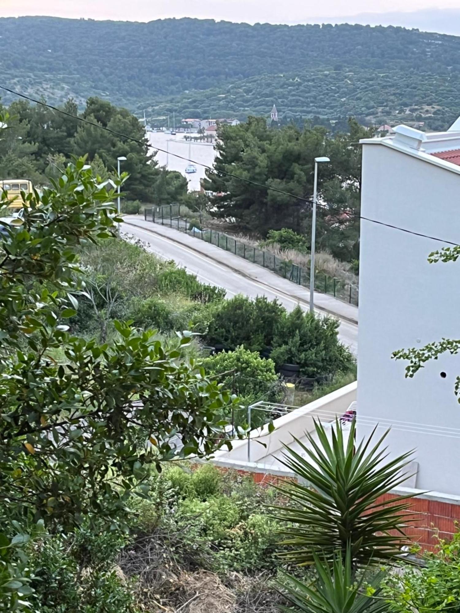 Apartments Despotovic Vis Ngoại thất bức ảnh